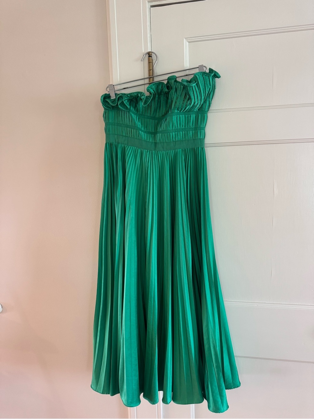 AMUR Strapless Pleated Dress in Emerald